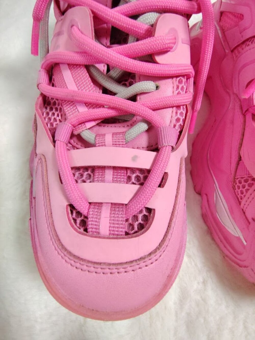 Steve Madden Pink/silver  Women's Power Chunky Lace-Up Running Sneake Size 8 - Picture 4 of 13